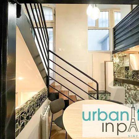 09 - Amazing Duplex On Champs-elysees Apartment *