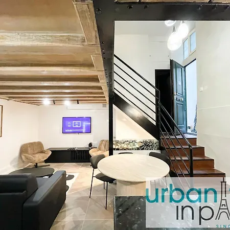 09 - Amazing Duplex On Champs-elysees *