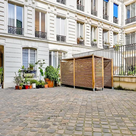09 - Amazing Duplex On Champs-elysees * פריז
